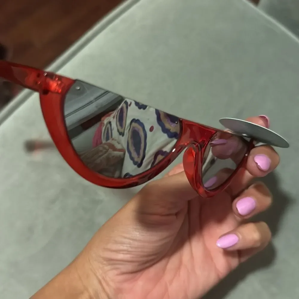 Red Cat-Eye Sunglasses 100% UV Sunglasses - NWT - Dark Lense - Red Frame